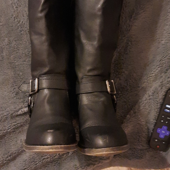 boots - Picture 4 of 4